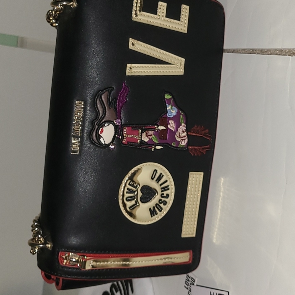 Shoulder bag